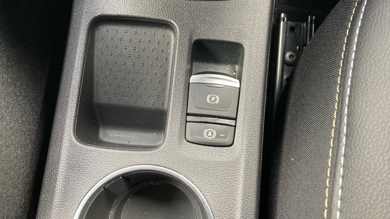 Renault Captur 1.6 E-Tech full hybrid 145 Engineered 5dr Auto Hybrid Hatchback